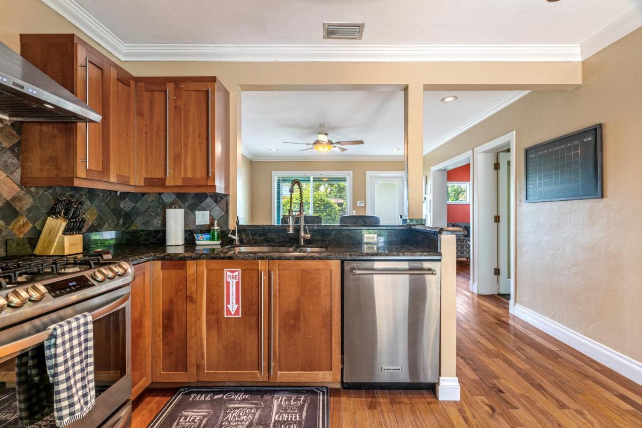#1 Fort Lauderdale House - Heated Salt Water Pool - Private Oasis-Updated Gorgeous 3Br 3Ba - Las Olas ภายนอก รูปภาพ